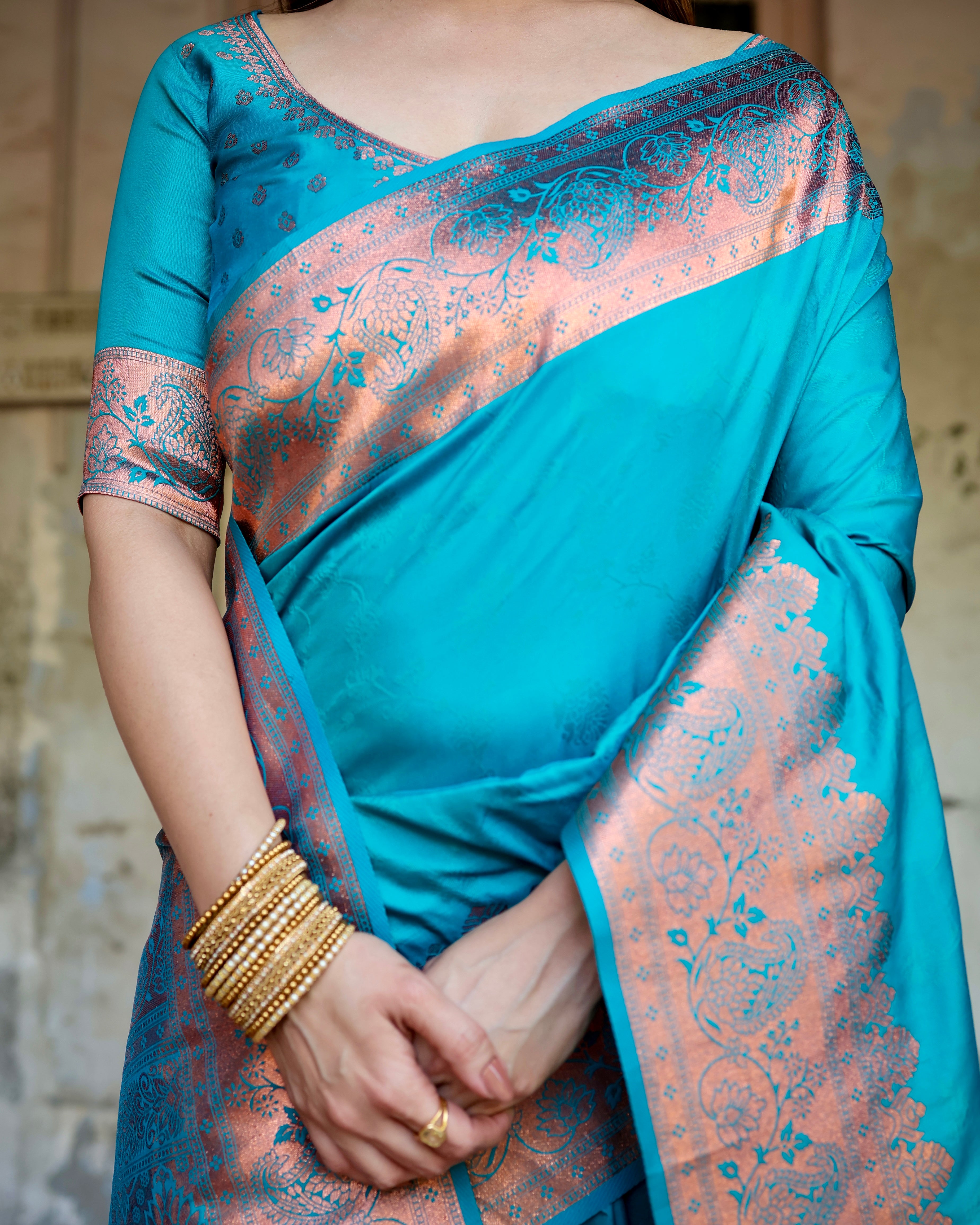 Sareely Firozi Pure Kanjivaram Silk Saree With Attractive Blouse Piece