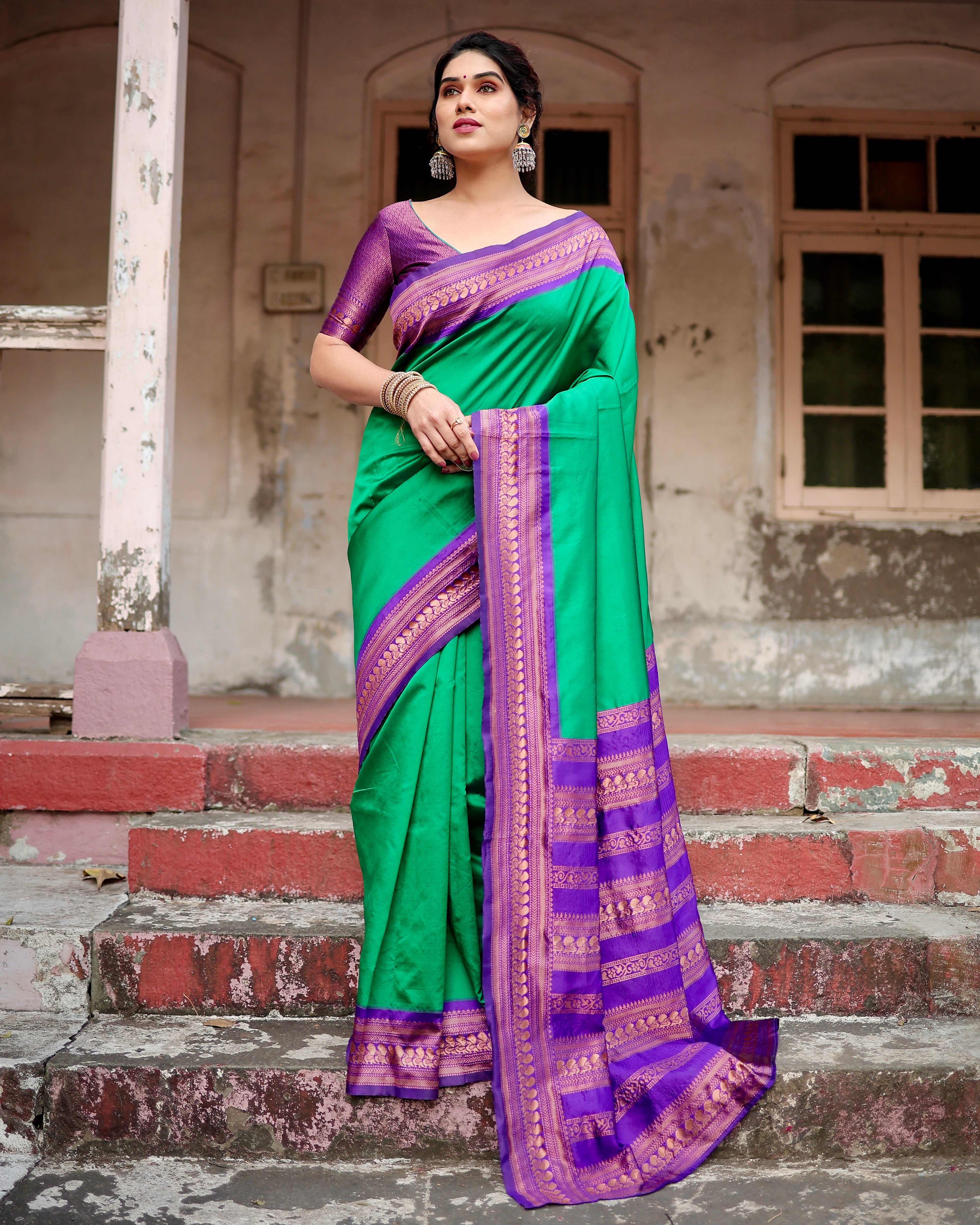 Pure Green Banarasi Silk Saree With Zari Comes With Heavy Banarasi Brocade Blouse - Sareelystore