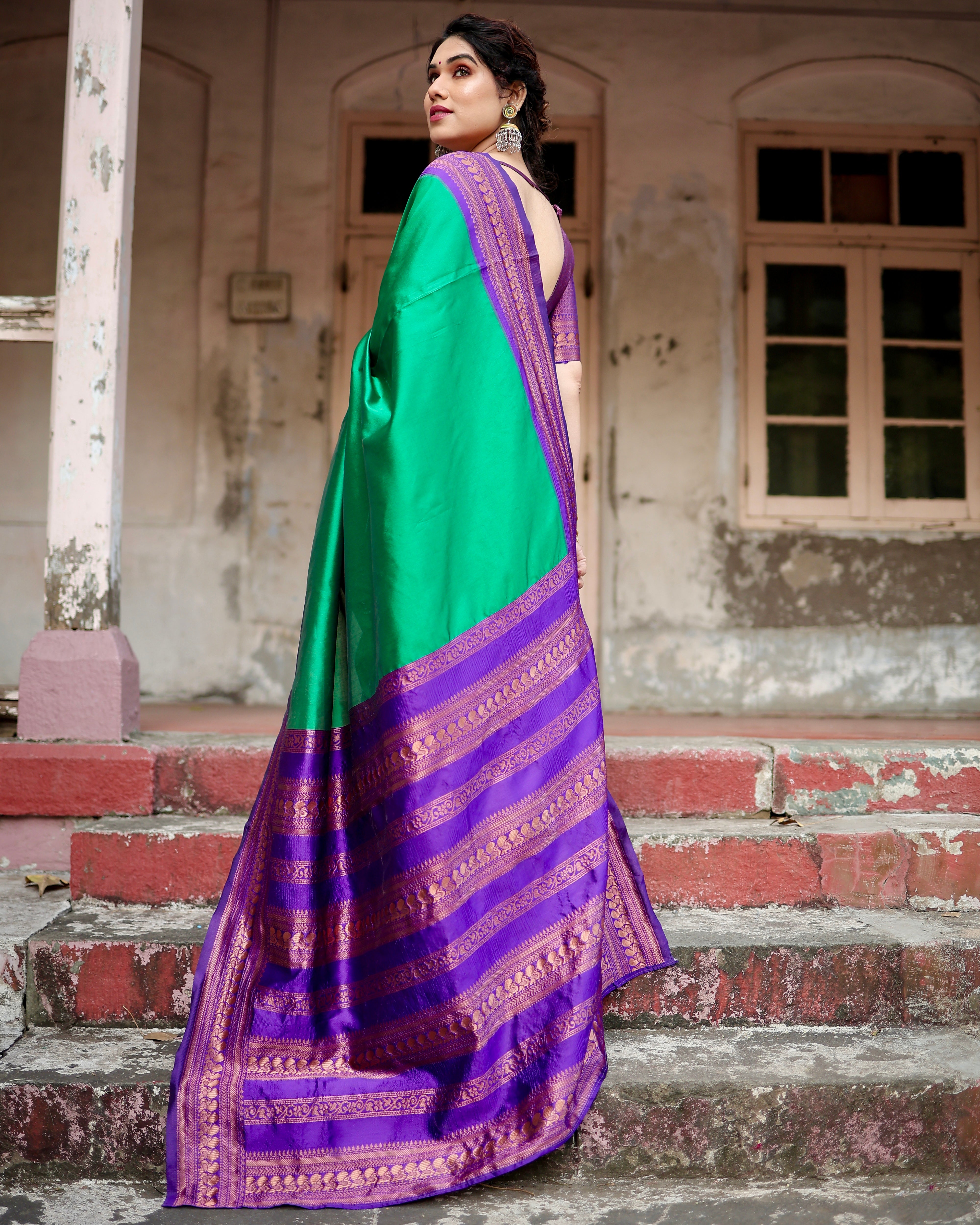 Pure Green Banarasi Silk Saree With Zari Comes With Heavy Banarasi Brocade Blouse - Sareelystore