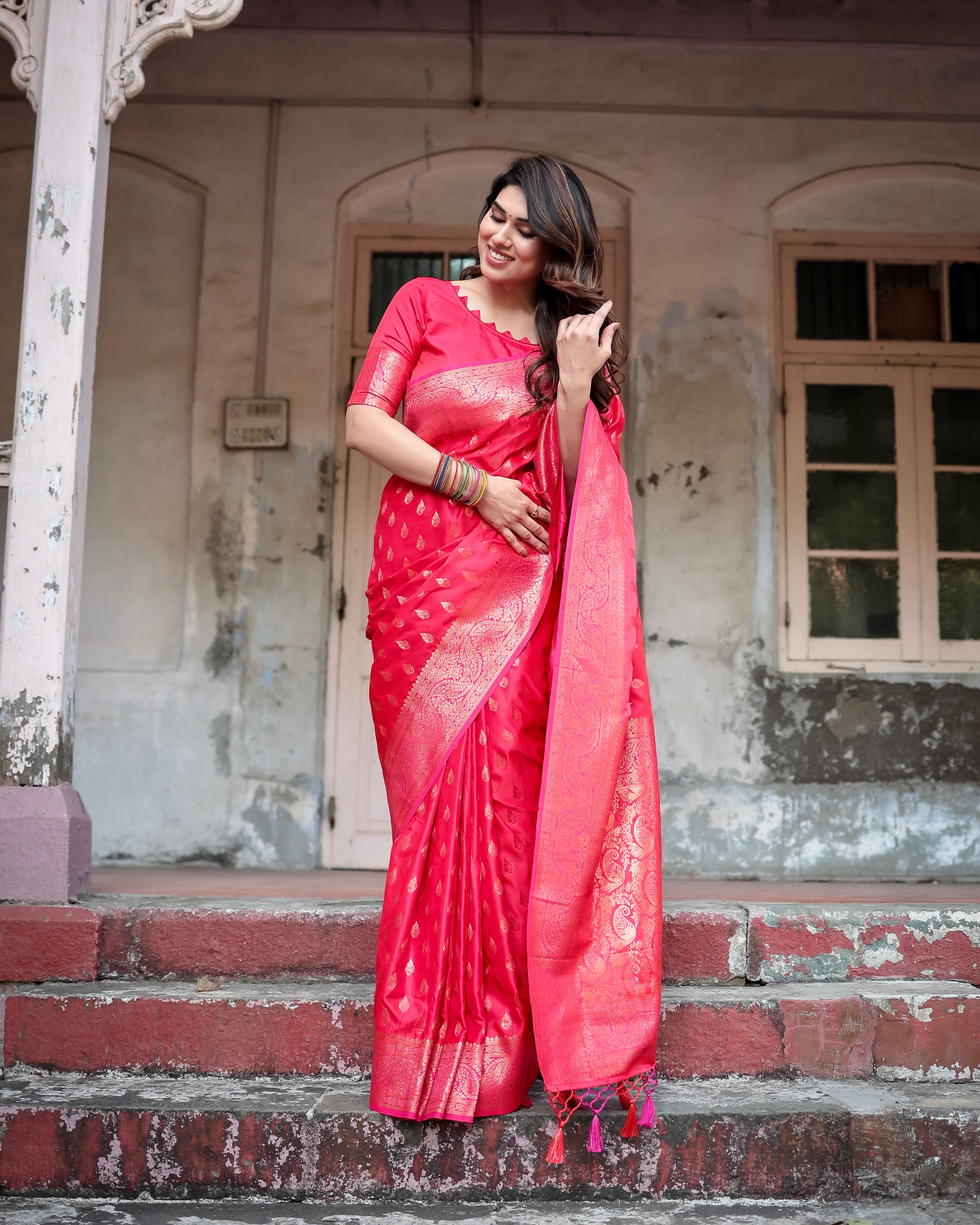 Red Pure Soft Kanjivaram Silk Saree With Attractive Blouse Piece