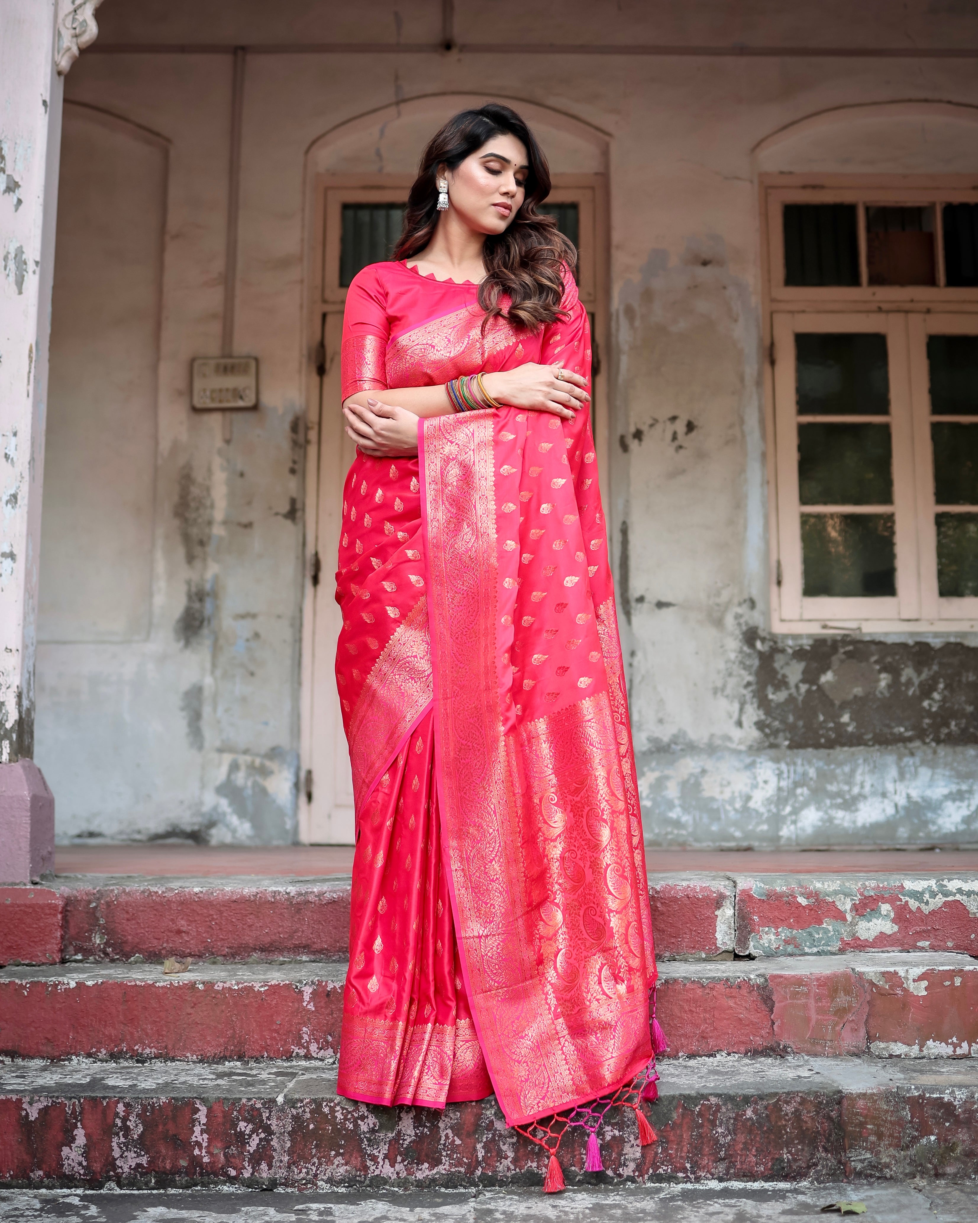 Red Pure Soft Kanjivaram Silk Saree With Attractive Blouse Piece