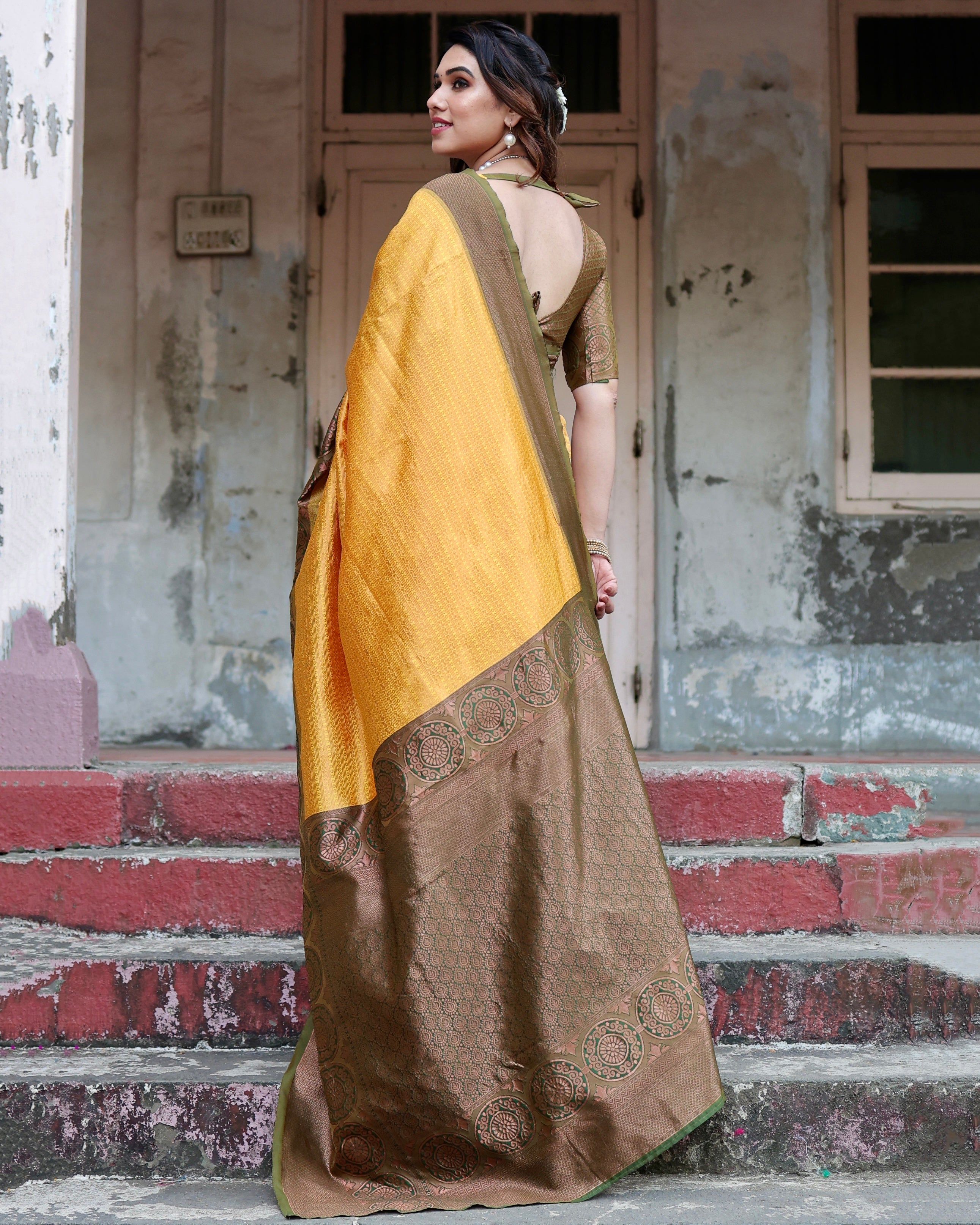 Sareely Yellow Women Floral Woven Banarasi Silk Saree