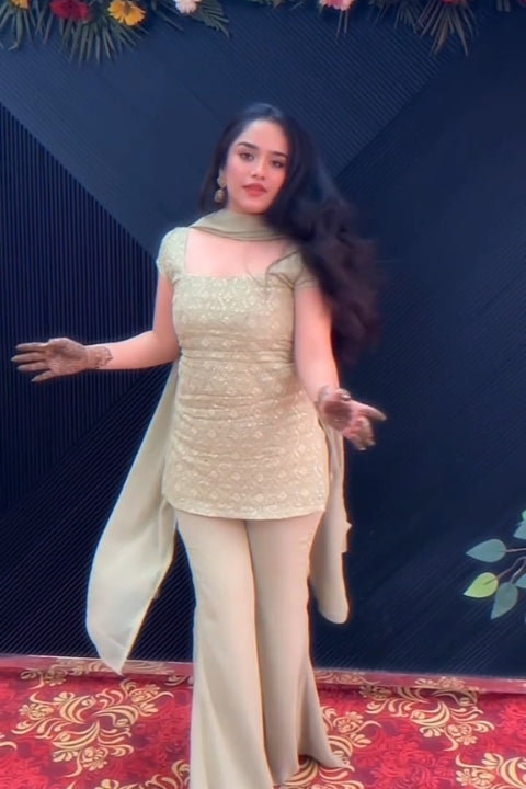 Modern Indian Dresses & Party Wear Designer Salwar Suits