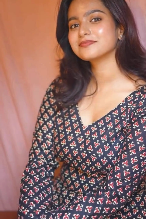 Chic All-Over Printed Casual Comfort Long Kurti for Everyday Style