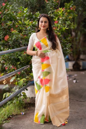 Sareely Off-White Pure Soft Silk ZigZag Woven Design Saree With Zari Woven Pallu