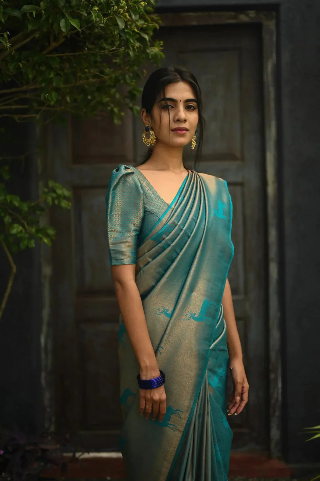 Ailurophile Sky Soft Silk Saree With Arresting Blouse Piece