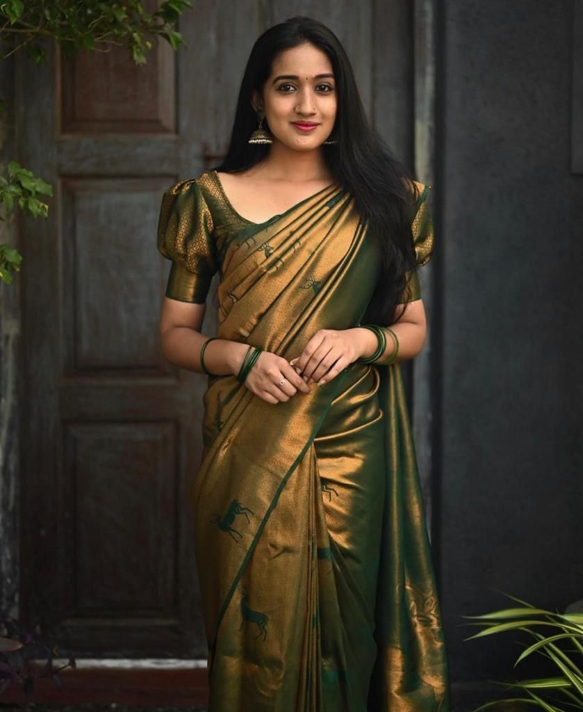 Ailurophile Dark Green Soft Silk Saree With Hypnotic Blouse Piece