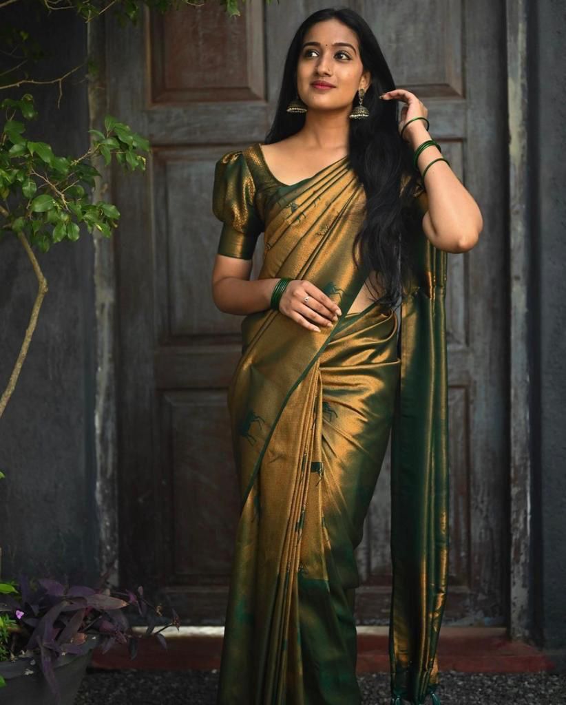 Ailurophile Dark Green Soft Silk Saree With Hypnotic Blouse Piece