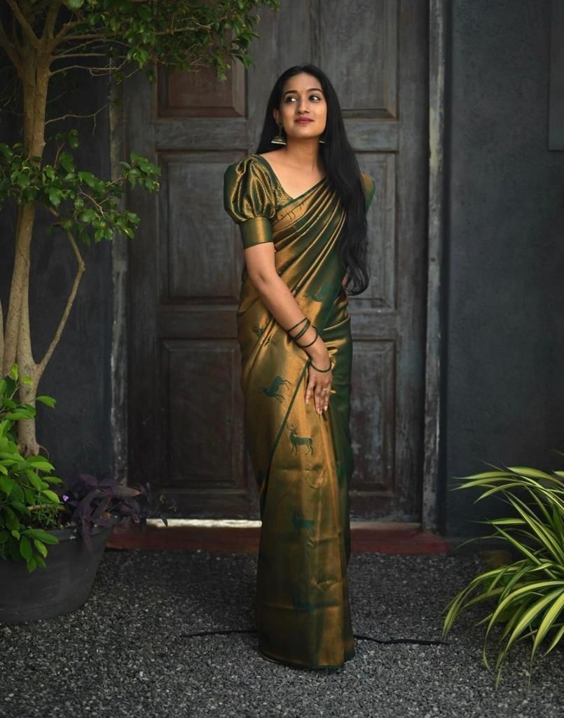 Ailurophile Dark Green Soft Silk Saree With Hypnotic Blouse Piece