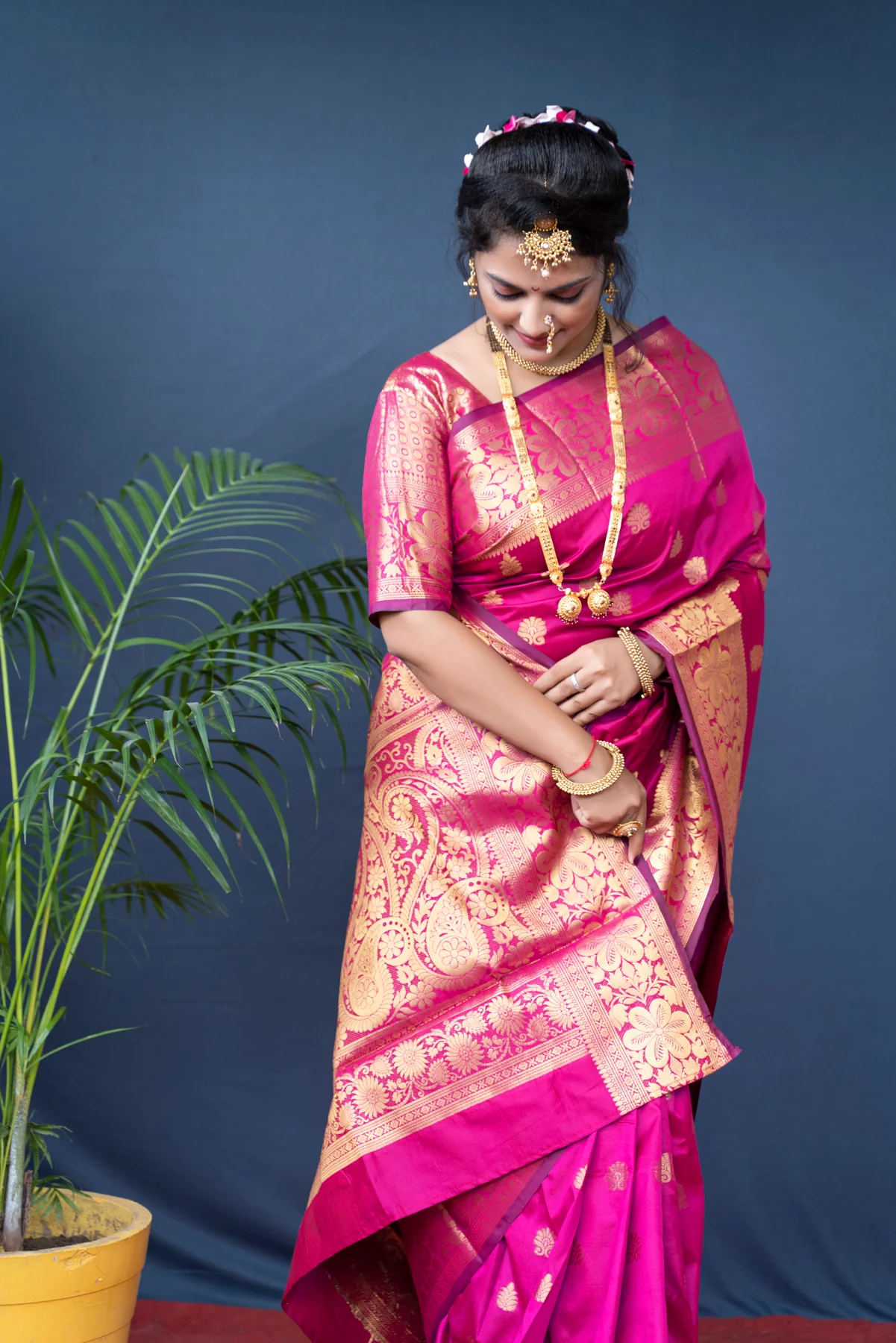 Sareely Pink Banarasi Silk Saree With Blouse