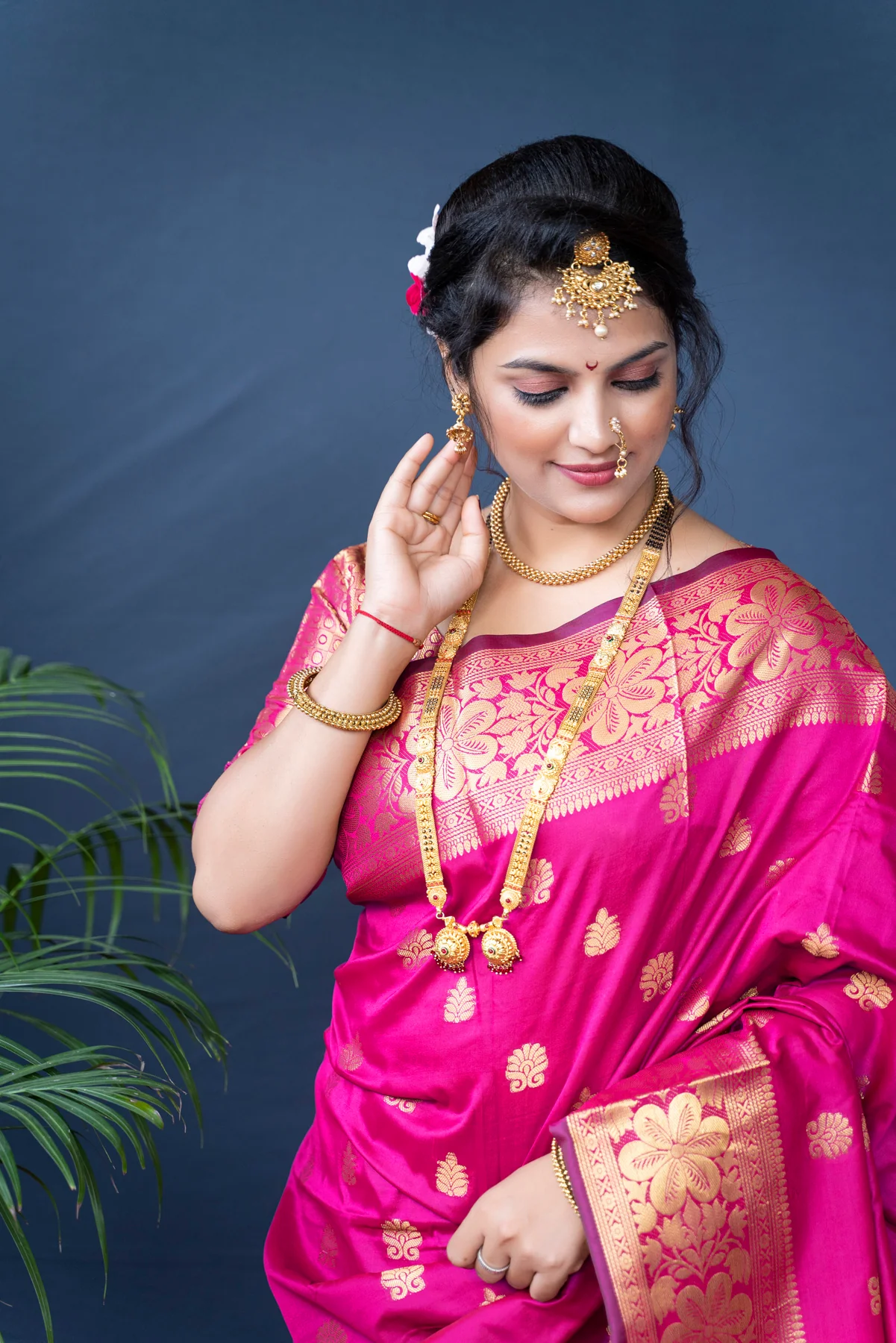 Sareely Pink Banarasi Silk Saree With Blouse