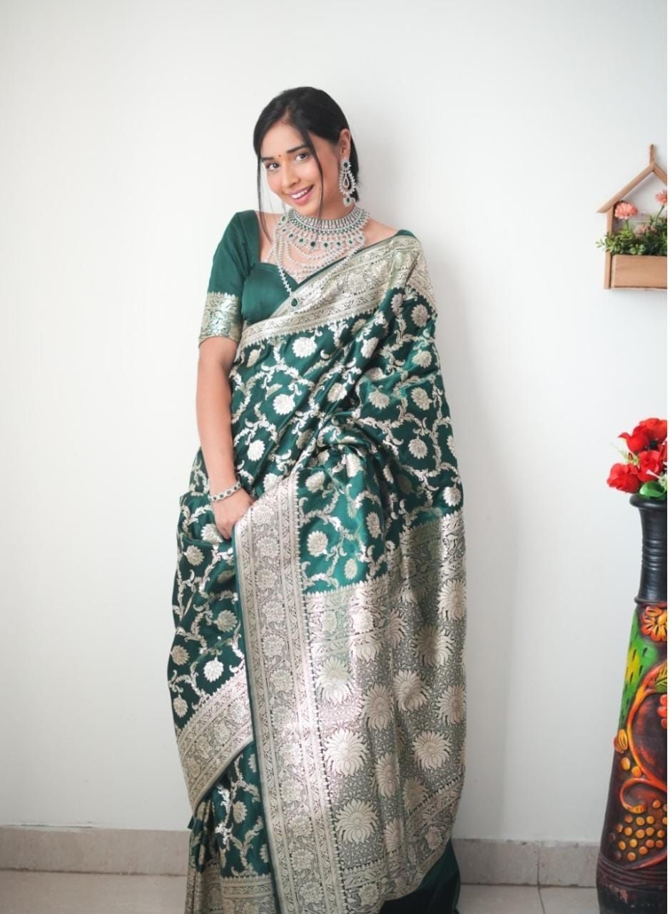 1-Minute Ready To Wear Green Soft Silk Saree - Sareelystore