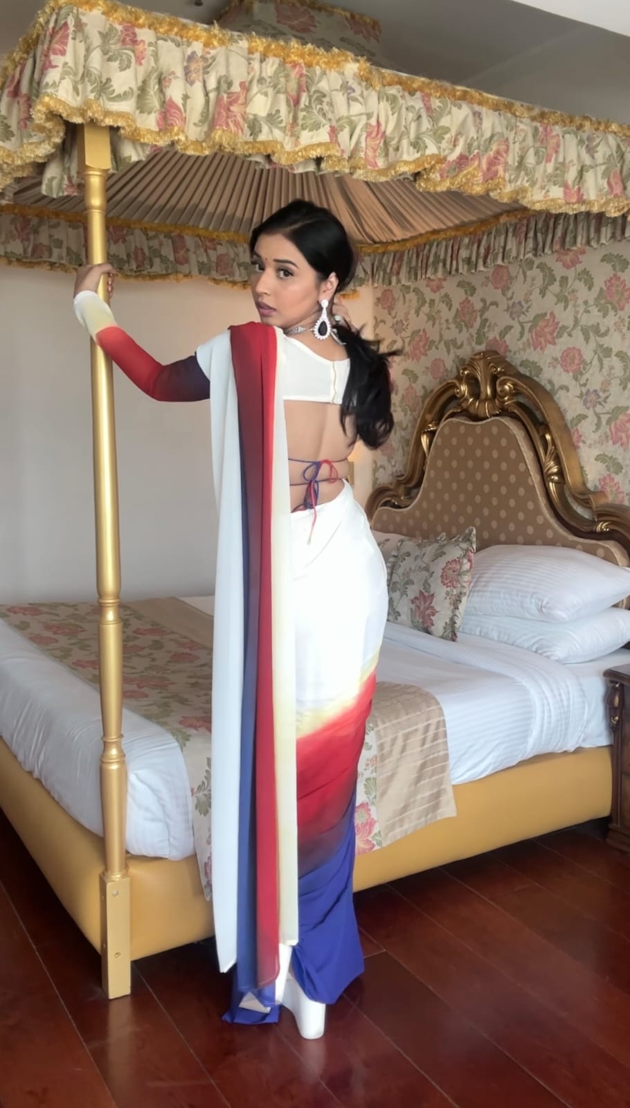 1-Minute Ready To Wear White Red and Blue Multicolour Georgette Saree