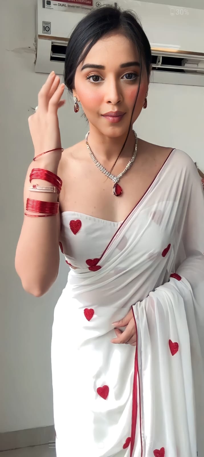 Sumptuous 1-Minute Ready To Wear White Georgette Saree