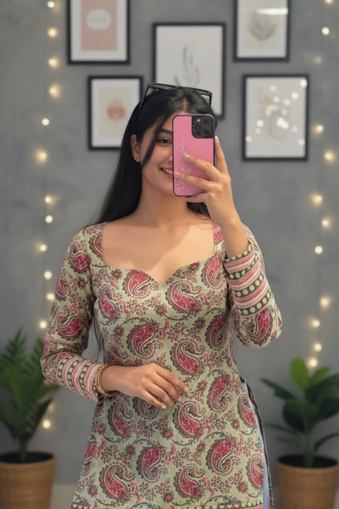 Everyday Elegance Block Print Sweetheart Neck Short Kurta