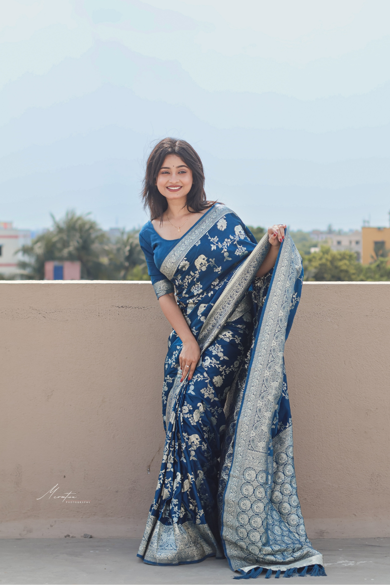 Chic Dolla Silk Cotton Saree with Unique Floral & Minakari Print Detailing