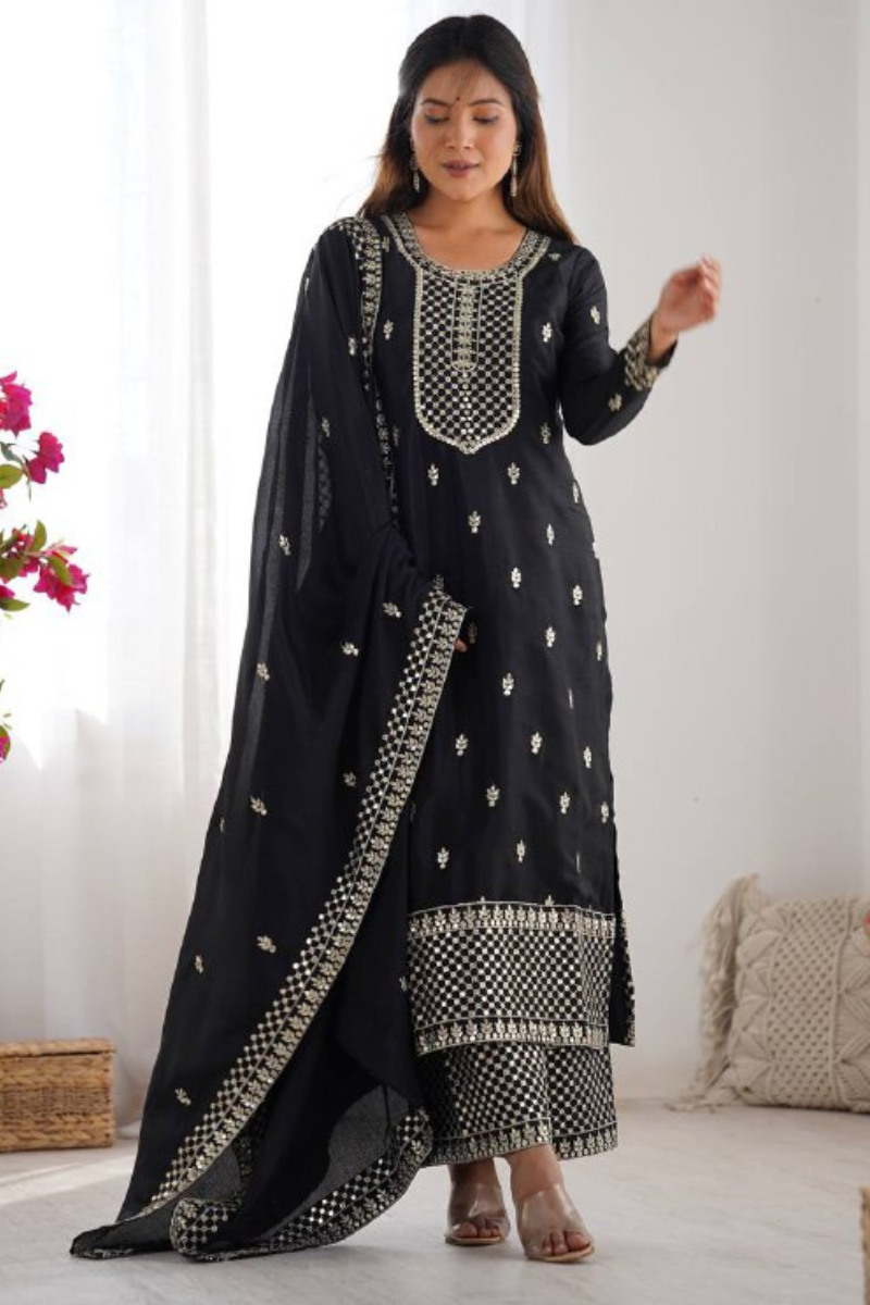 Kurta Pant Dupatta Set in Black, Heavy, Pure Soft Georgette.