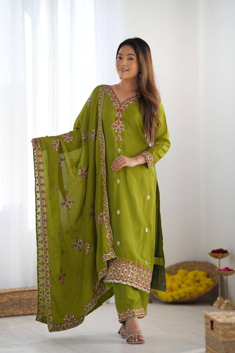 Green Heavy Pure Chinnon Silk Kurta Dupatta Pant Set