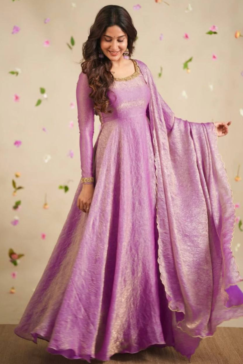 Soft Gold Crush Silk Gown in Lavender with Dupatta