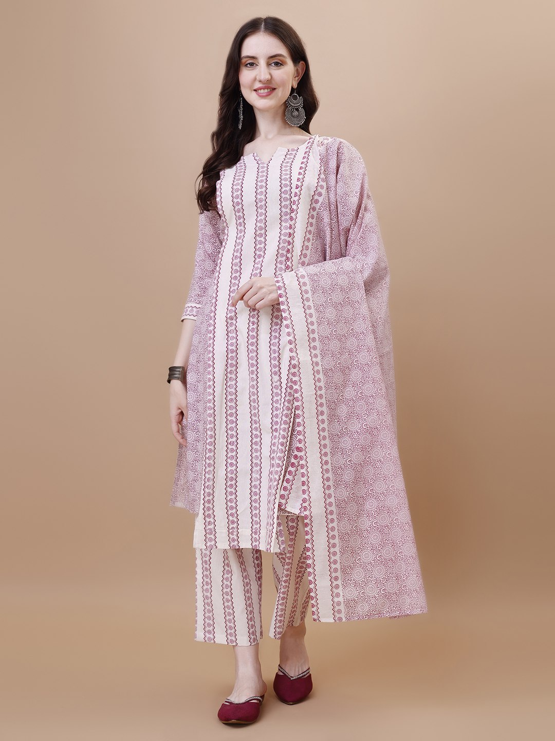 Most Beautiful Pink Kurta Set With Dupatta