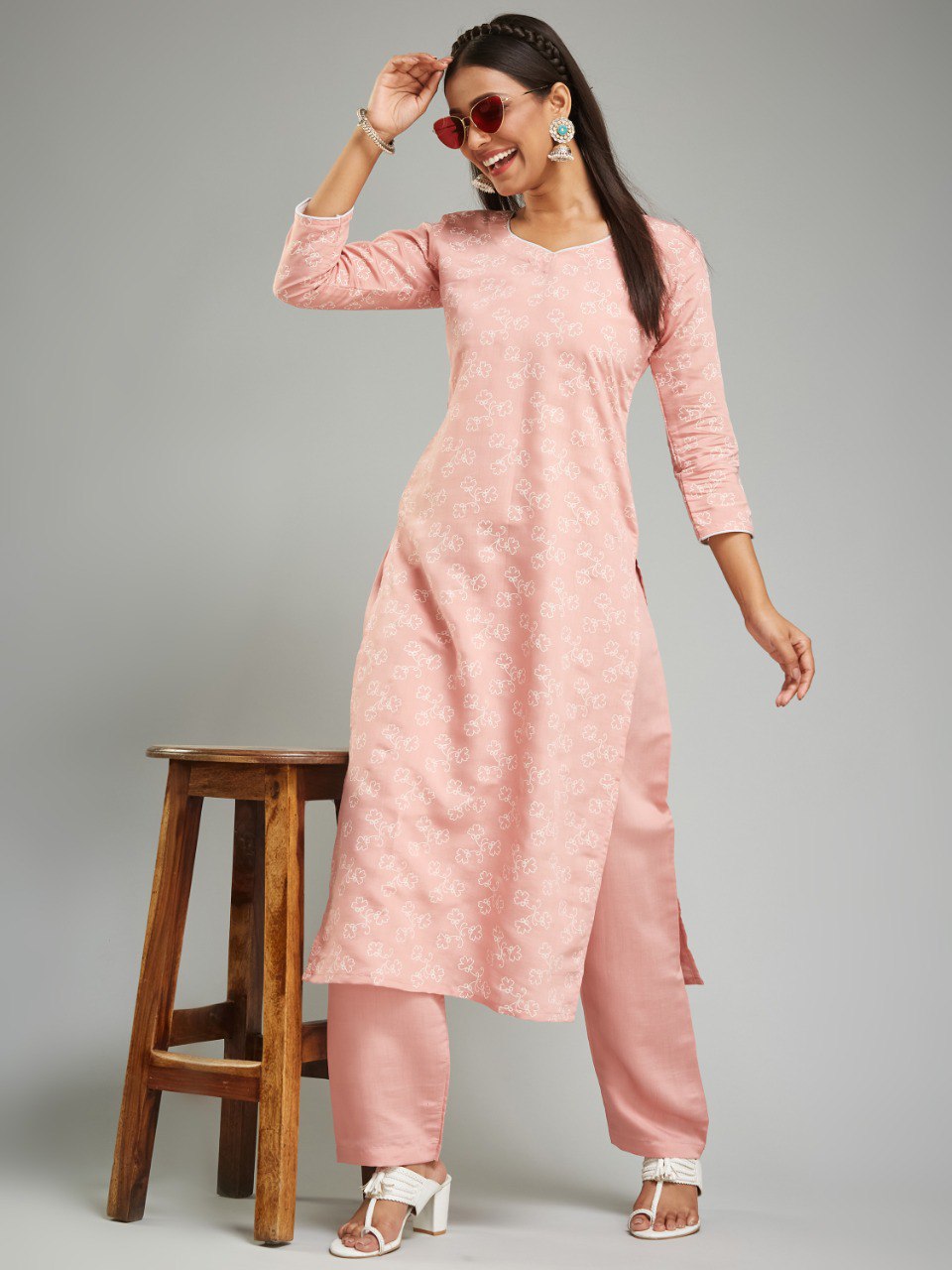 Most Beautiful Designer Kurta Suit Set On Heavy Viscose Fabric With Inner