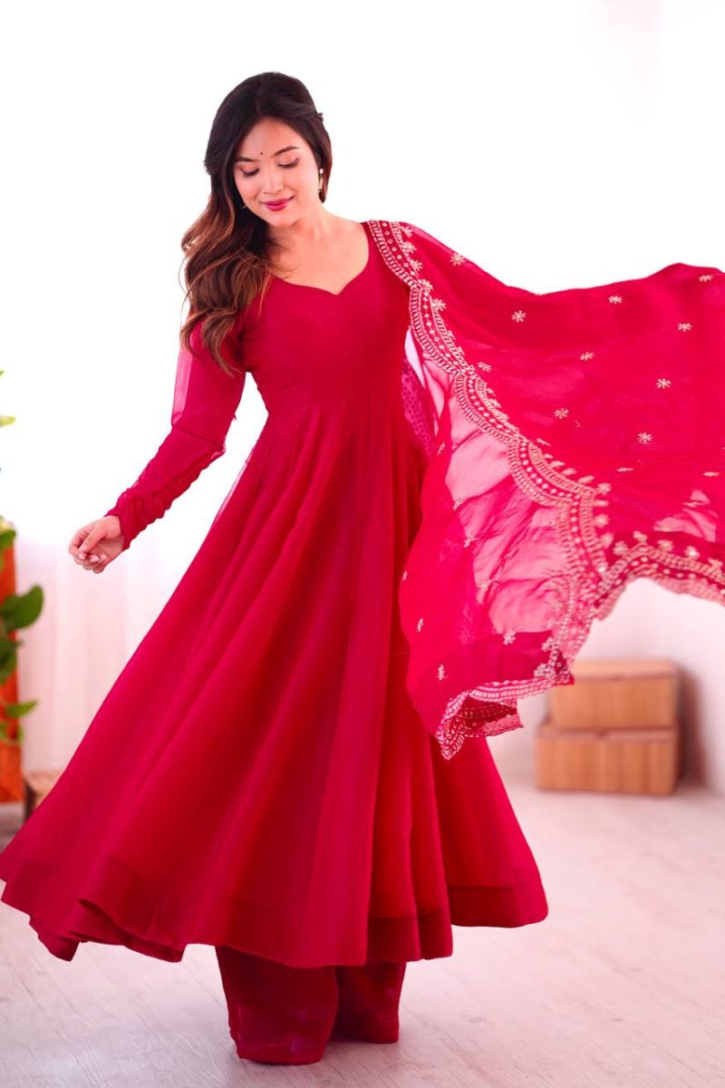 Embroidered Rani Heavy Fandy Silk Anarkali Dupatta Suit Set