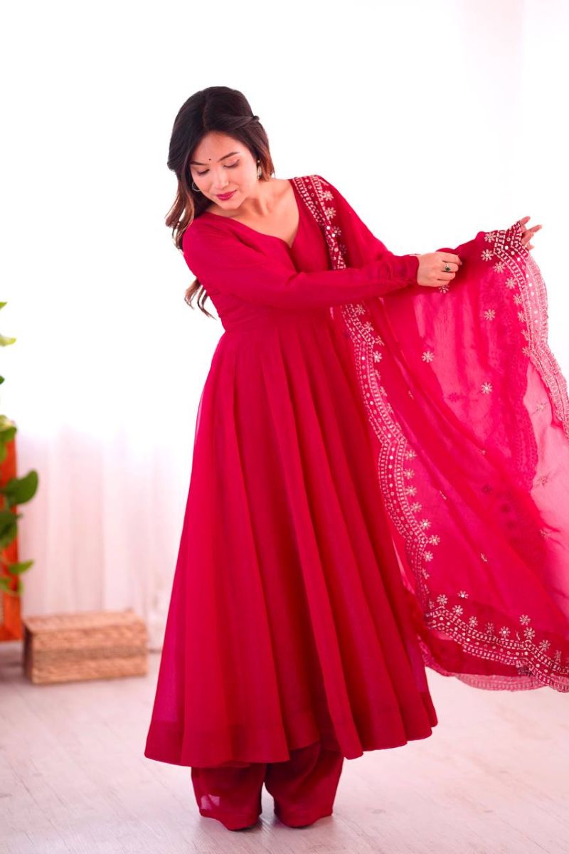 Embroidered Rani Heavy Fandy Silk Anarkali Dupatta Suit Set