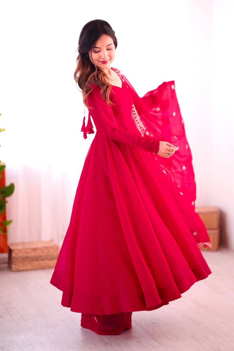 Embroidered Rani Heavy Fandy Silk Anarkali Dupatta Suit Set