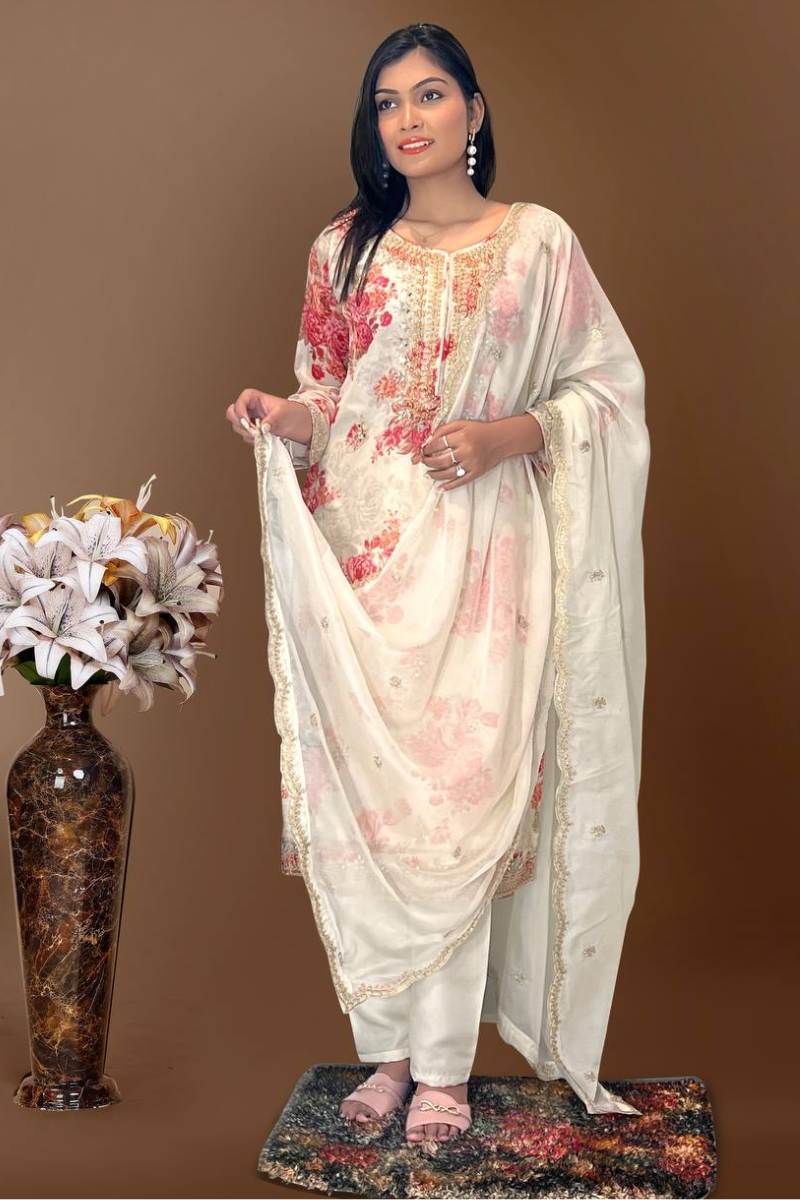 Three-piece kurta dupatta pantsuit set in white pure kundan organza.